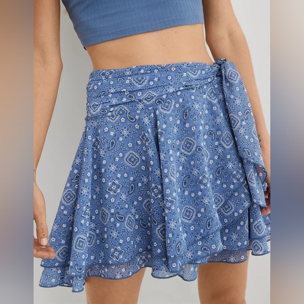 Aerie Blue Paisley Chiffon Wrap Skirt Medium